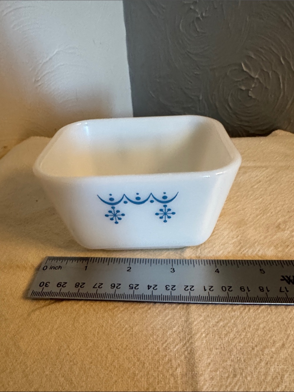 Vintage Pyrex Refrigerator Dish Snowflake. NO LID